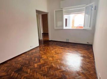 PH de 3 ambientes, Mataderos · PH 3 Amb a m Emilio Castro. Venta Barrio Naón.