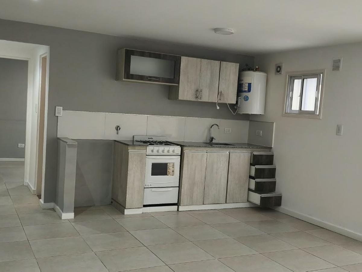 Alquiler 24 meses dos ambientes moderno con patio