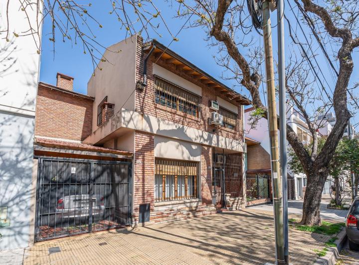 Casa · 202m² · 5 Ambientes · 1 Cochera