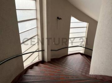 Oficina comercial · 454m² · 4 Ambientes · 1 Cochera · Oficina / Espacio Comercial en Alquiler – 454 m²