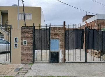 Casa · 100m² · 3 Ambientes · 2 Cocheras · Alquilo Casa de 3 Ambientes en El Palomar F: 11222