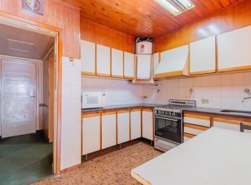 Casa · 140m² · 4 Ambientes · 2 Cocheras · Venta - Casa 4 Amb con Patio y Pileta