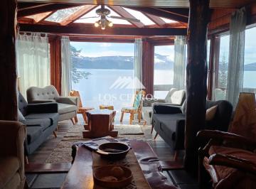 Casa · 320m² · 5 Ambientes · 2 Cocheras · Casa con Costa de Lago en San Carlos de Bariloche
