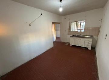 Casa de 2 ambientes, Fray Luis Beltrán · Casa Una Habitacion