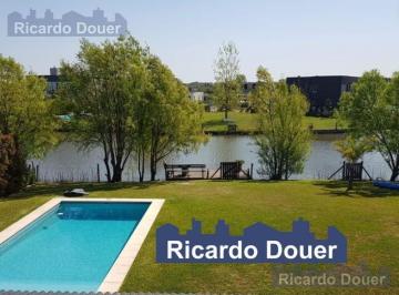 Casa · 180m² · 5 Ambientes · 2 Cocheras · Casa en El Canton