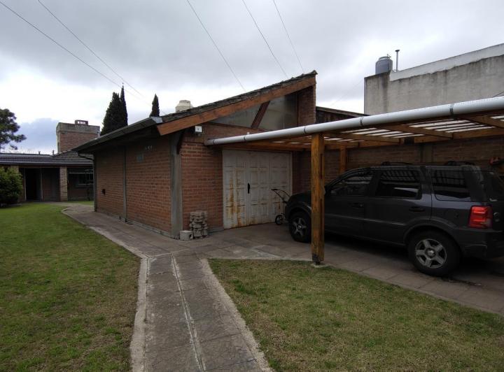 Casa · 130m² · 5 Ambientes · 1 Cochera