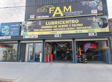 Local comercial · 220m² · 4 Ambientes · Neuquen Alquiler Local Sobre Calle Independencia