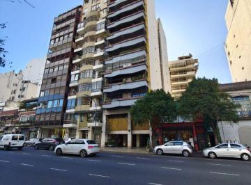 Departamento de 5 ambientes, Parque Centenario · Piso en Venta Frente Al Parque Centenariosup. 162 m² - 5 Amb y Cochera