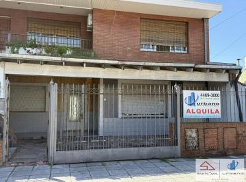 PH · 80m² · 4 Ambientes · 1 Cochera · PH en Alquiler 4 Amb. en Planta Baja C/ Patio y Cochera - Ramos Mejia