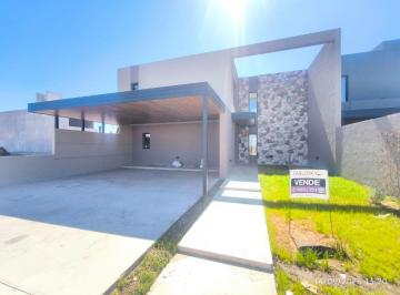 Casa de 4 ambientes, Córdoba · Dakota Apta Crédito, Increíble Propiedad, Espaciosa y Supe luminosa¡Todos Los Servicios Conectados