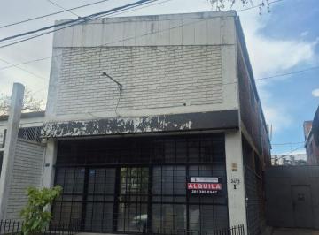 Local comercial de 4 ambientes, Ciudad de Mendoza · Montecaseros y Tucuman - Local/show Rom/oficinas/deposito - Dos Plantas - Salones Multi Emprendimiento