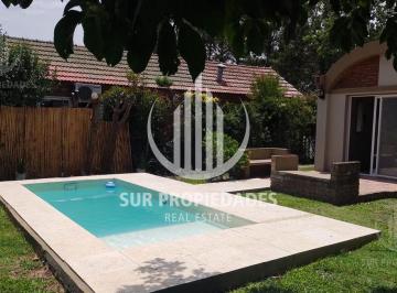 Casa · 97m² · 4 Ambientes · Casa en Venado I de 4 Ambientes - Impecable Estado