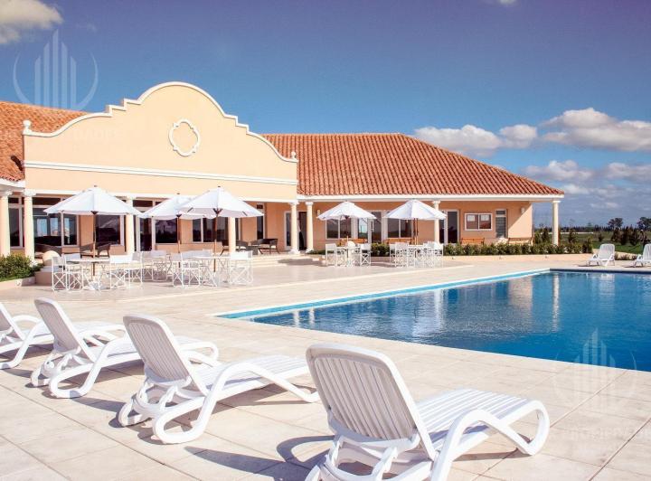 Terreno · 2200m²