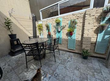 PH · 86m² · 4 Ambientes · Venta PH 4 Ambientes Lanus Oeste