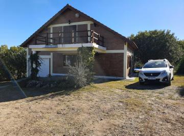 Casa · 121m² · 3 Ambientes · 1 Cochera · Venta o Permuta Casa en Carpinteria Zona Las Cascadas, por Casa en Merlo San Luis