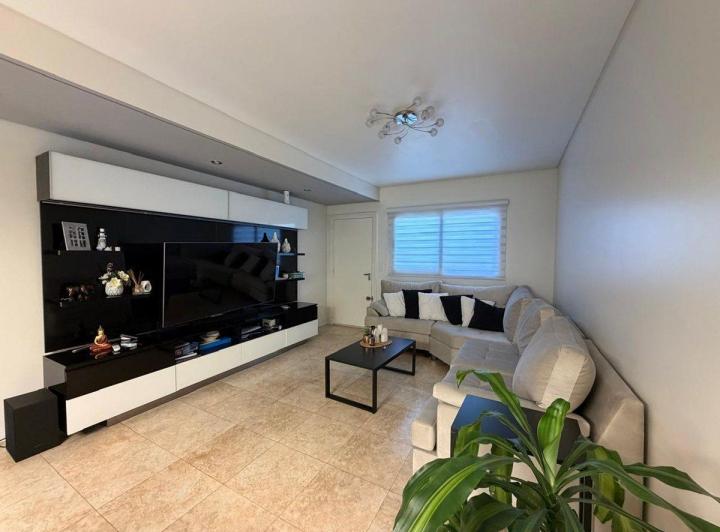 Casa · 151m² · 4 Ambientes · 1 Cochera