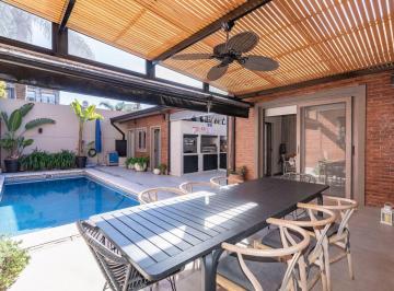 Casa · 225m² · 5 Ambientes · 1 Cochera · Venta Casa 5 Ambientes Pileta Villa Devoto