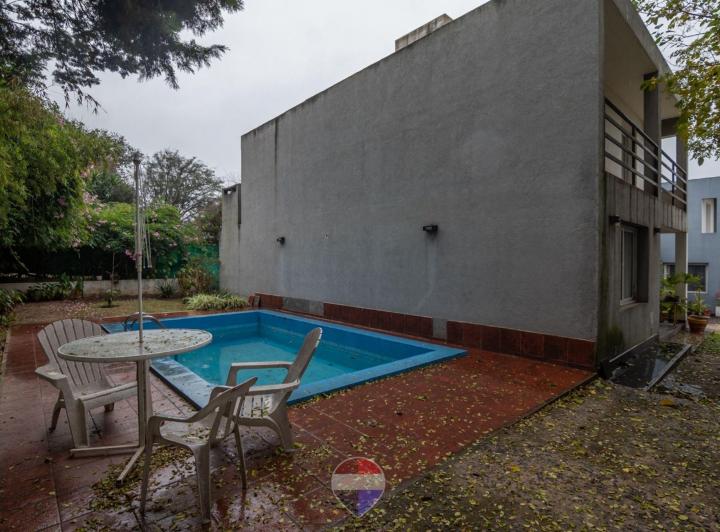 Casa · 147m² · 4 Ambientes · 1 Cochera