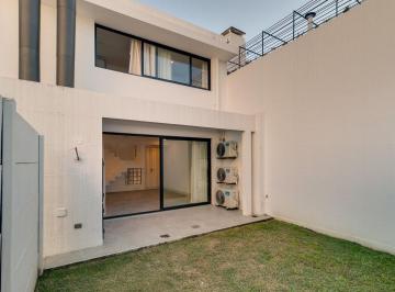 Casa · 100m² · 4 Ambientes · 1 Cochera · Duplex Venta, La Plata. 3 Dorm.. a Estrenar
