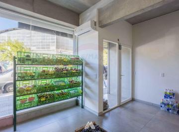 Local comercial · 24m² · Venta Local Comercial con Renta 6% Tres Cruces