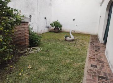 PH · 148m² · 3 Ambientes · 1 Cochera · Venta PH 3 Amb Cochera Quincho Fondo El Palomar