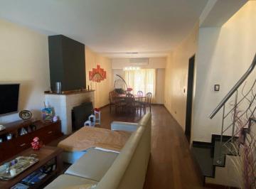 Casa · 180m² · 4 Ambientes · 1 Cochera · Venta Casa 4 Amb Haedo - Pileta