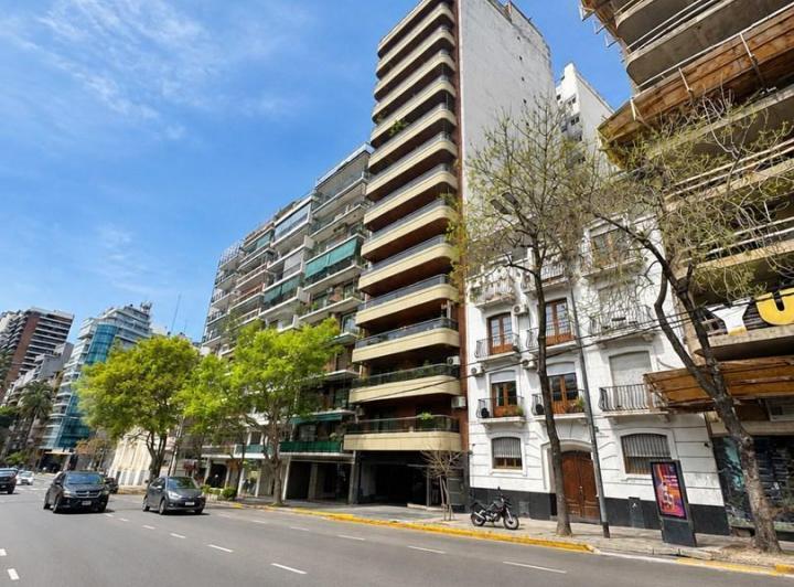Departamento · 220m² · 5 Ambientes · 2 Cocheras