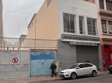 Edificio · 900m² · Edificio Comercial en Alquiler, Doble Lote. Monserrat, Caba