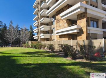 Departamento de 3 ambientes, Godoy Cruz · Departamento en Venta C/ Cochera en Gobernador Benegas