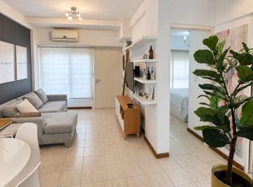 Departamento de 2 ambientes, Villa Devoto · PH Amoblado de 2 Ambientes con Patio en Devoto