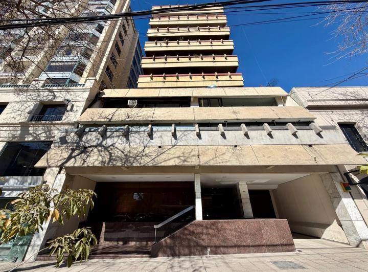 Oficina comercial · 80m² · 3 Ambientes · 1 Cochera