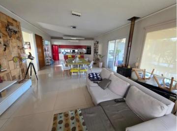 Casa · 270m² · 8 Ambientes · 2 Cocheras · Venta Casa Tierralta 3 Dorm