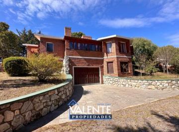 Casa · 284m² · 10 Ambientes · 3 Cocheras · En Venta Inmerdible Inversion en Huerta Grande