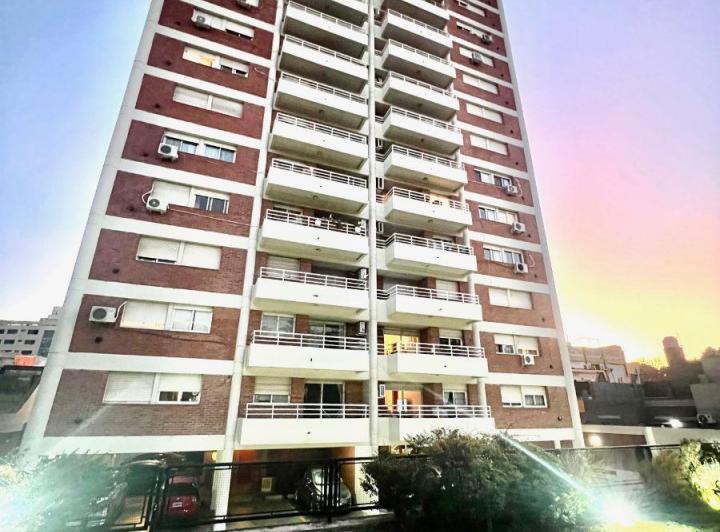 Departamento · 85m² · 4 Ambientes · 1 Cochera