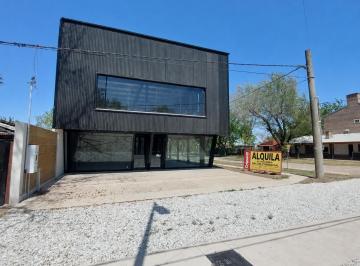 Local comercial · 215m² · 4 Ambientes · Local en Funes Sobre Arturo Illia.