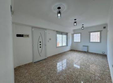 PH · 3 Ambientes · Dpto PH 3 Amb en Alquiler Independiente con Lavadero y Patio