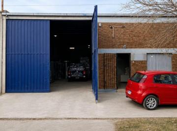 Bodega-Galpón · 300m² · 2 Ambientes · Oportunidad en Venta de Galpon