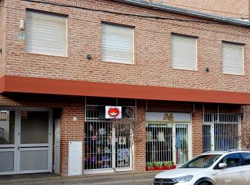 Local comercial de 1 ambiente, Neuquén · Hermoso Local Comercial Centro Oeste
