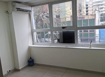Oficina comercial · 21m² · 1 Ambiente · Oficina Comercial. con Aire Acondicionado. en La Mejor Ubicacion de Caseros.