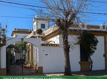 Casa de 5 ambientes, San Pedro · Chalate en Zona Residencial