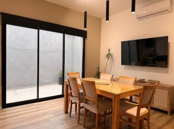 Casa · 6 Ambientes · Alquiler Temporario, Echesortu (Rosario) | 3 Dorm.