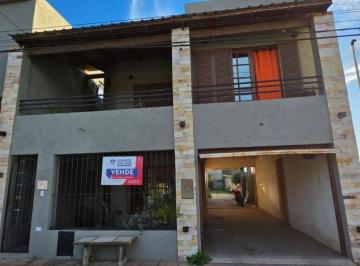 FAE-FAE-1020_2 · Casa 3 Dorm.. | Entre Rios Al 1900
