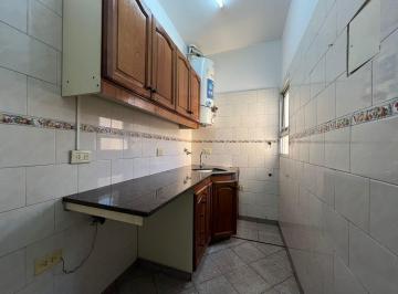Departamento · 60m² · 3 Ambientes · Departamento de Tres Ambientes en Alquiler en Sarandi