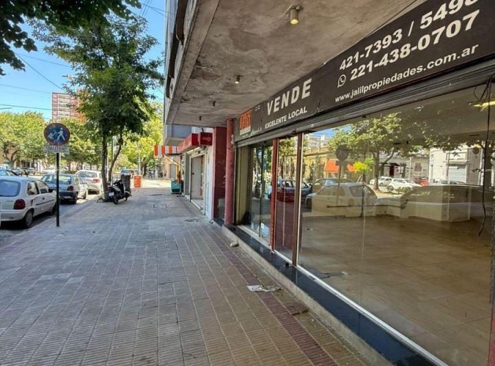 Local comercial · 100m² · 3 Ambientes