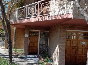 Casa · 1 Cochera · Casa - Neuquen