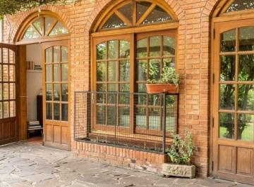 Casa · 130m² · 4 Ambientes · 2 Cocheras · Venta Casa en Jose C Paz