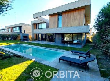 Casa · 220m² · 5 Ambientes · 2 Cocheras · Casa en Venta en Santa Ines, Canning, Esteban Echeverria