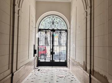 PH · 774m² · 10 Ambientes · Edificio Comercial Venta