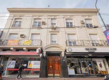 Oficina comercial · 80m² · 3 Ambientes · Oficina de 3 Ambientes y Dependencia en Alquiler, en Martínez.