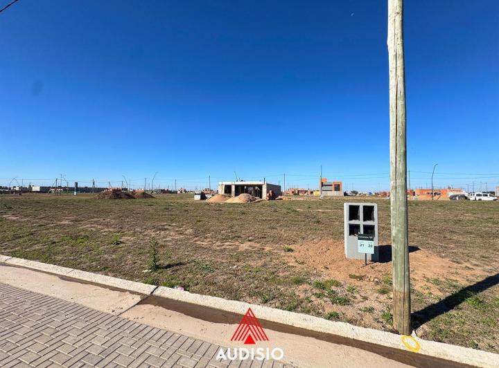 Terreno · 250m²